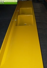 ME sro_umyvadlova deska Flexible50_2 x ARCTIC_zluta RAL 1021_Waschtisch auf Mass_2x ARCTIC Becken_Foto vom Kunde