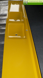 ME sro_umyvadlova deska Flexible50_2 x ARCTIC_zluta RAL 1021_Waschtisch auf Mass_2x ARCTIC Becken_Foto vom Kunde