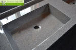 Umyvadlova deska na miru_Waschtisch auf Mass_Washbasin with integrated worktop_Flexible 47_3cm soklik_2 umyvadla DAKOTA52_granit SLATE